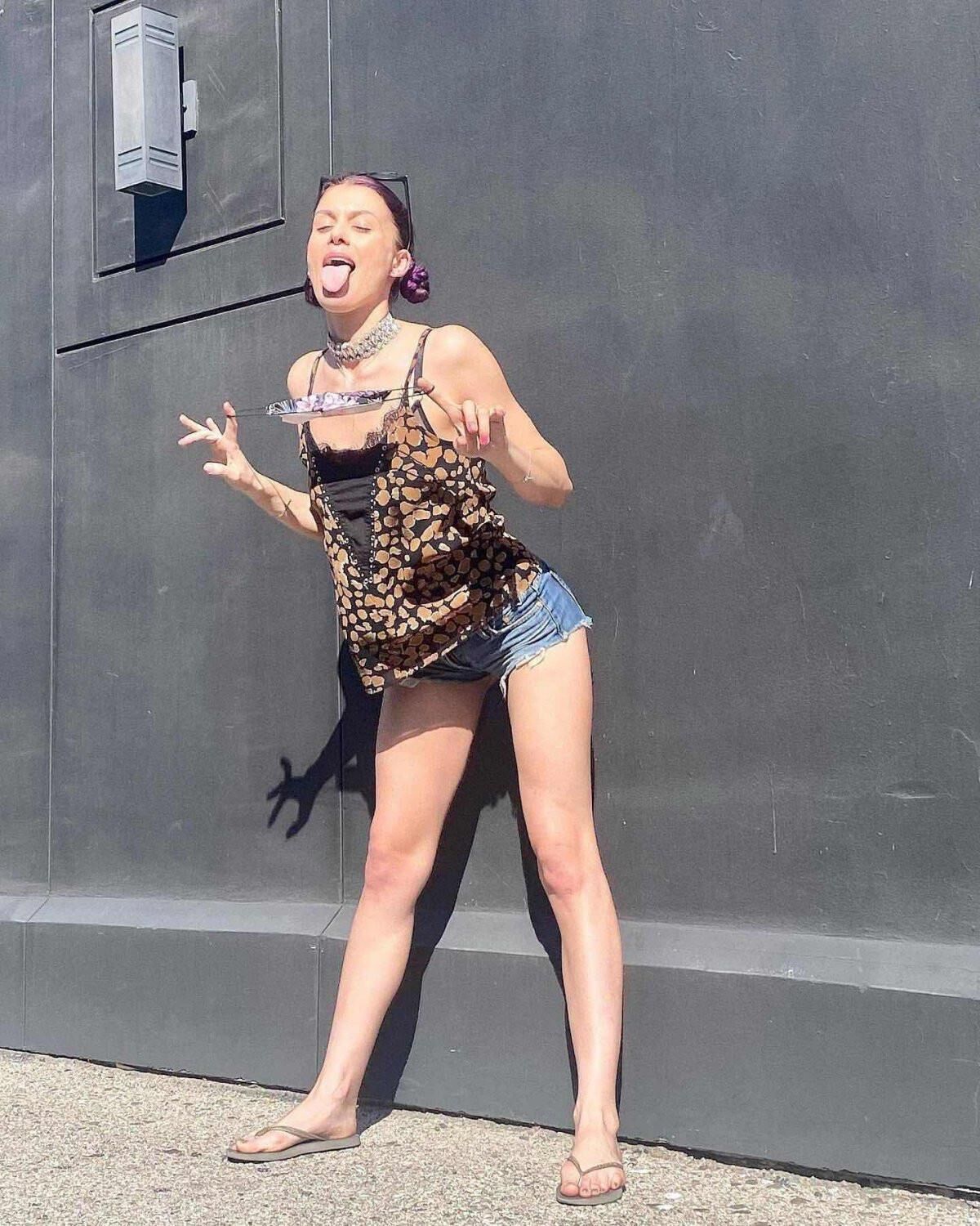 Lindsey Shaw 