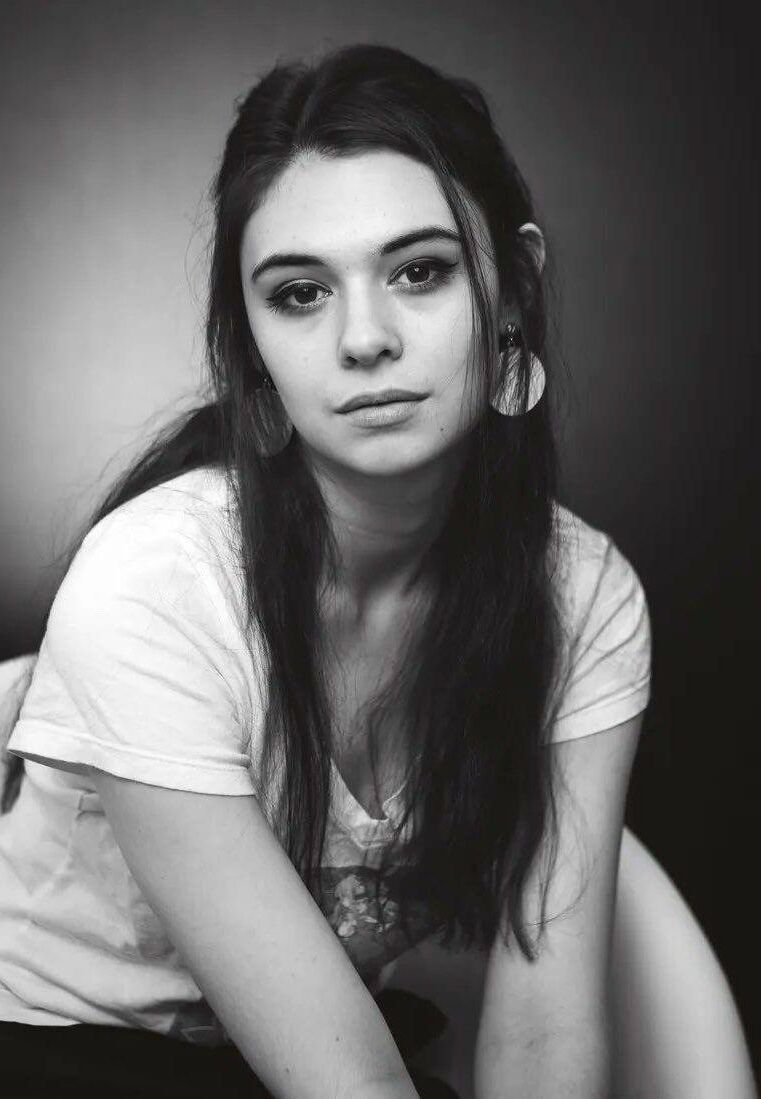 Nicole maines 