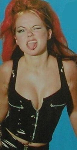 Geri Halliwell Such A Hot Outfit..!!!