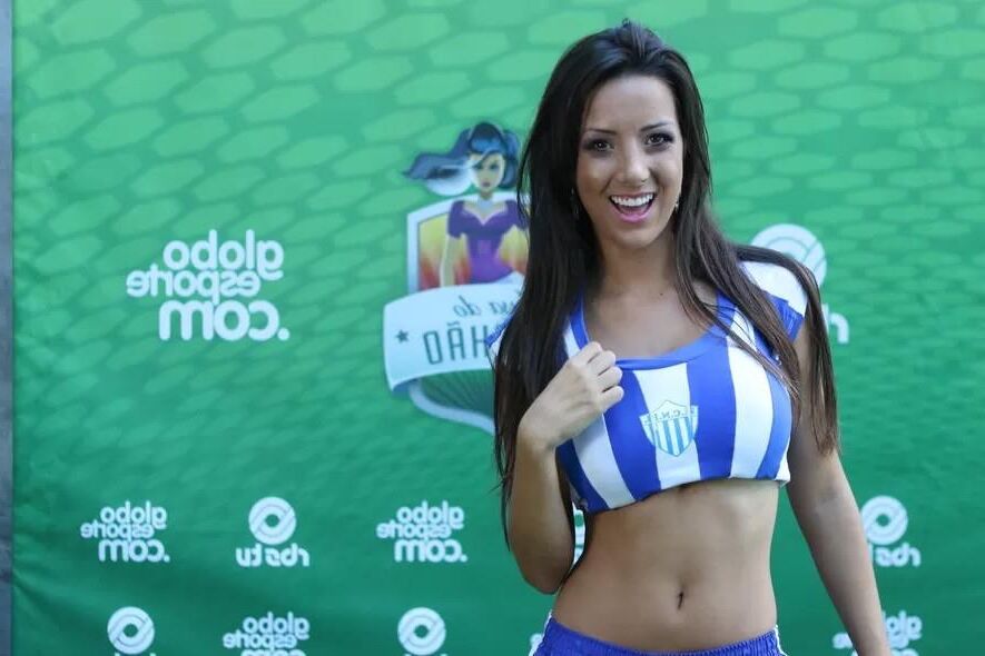Carol Big Butt Big Boobs Brazilian Youtuber Girl Mixed Hot Shots