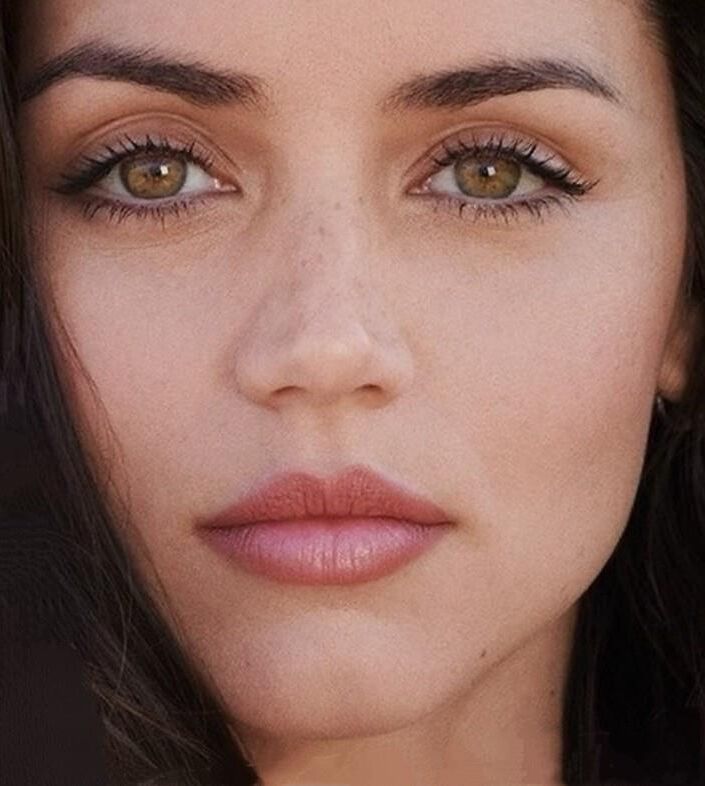 Ana de Armasは写真のみを呼び起こします