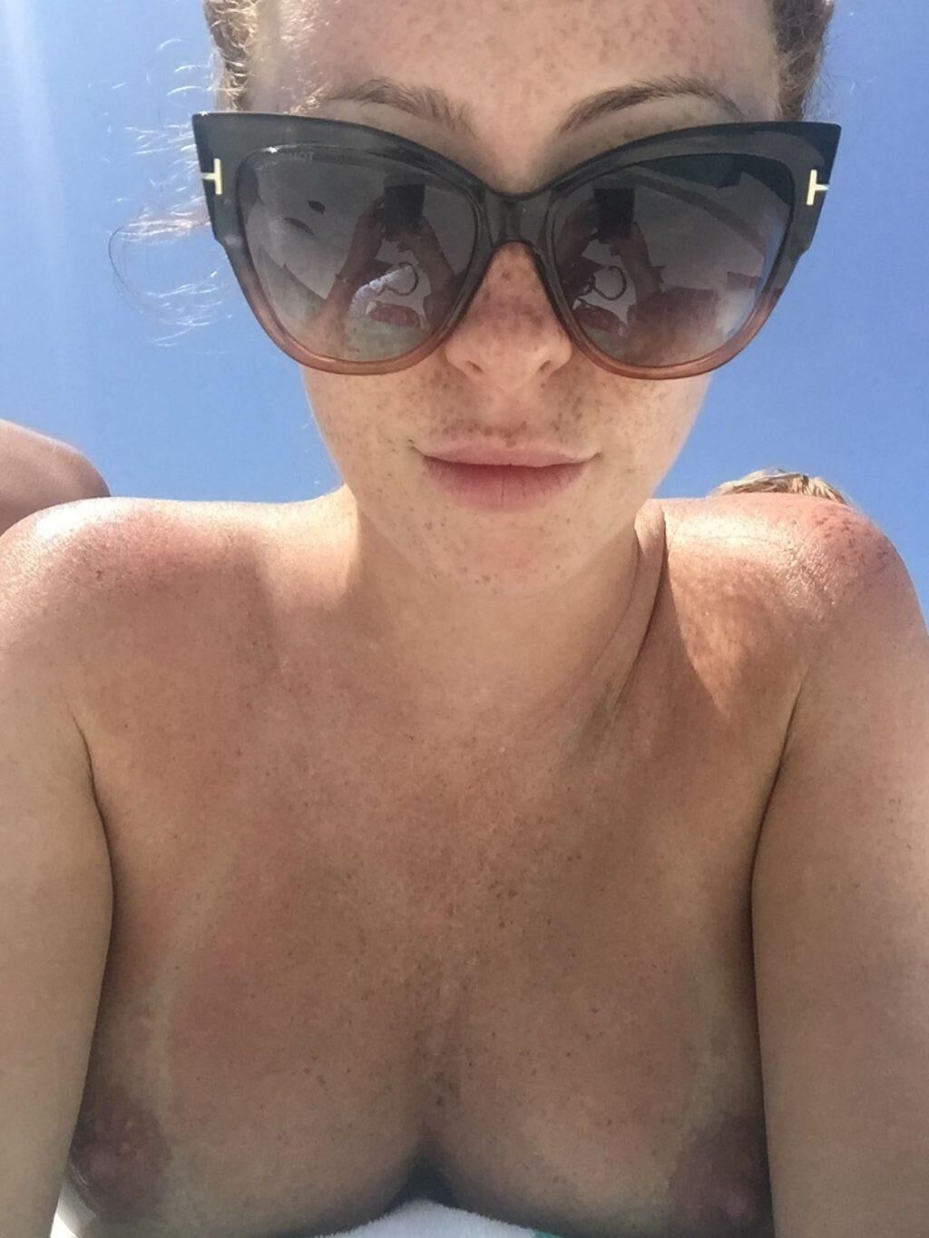 Natasha Redheaded Atomic Beauty