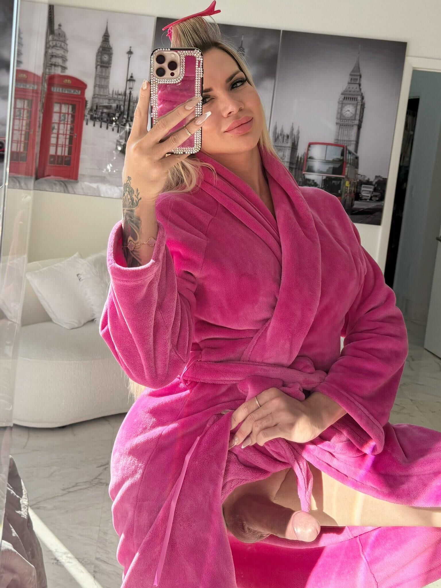 Monica L TS