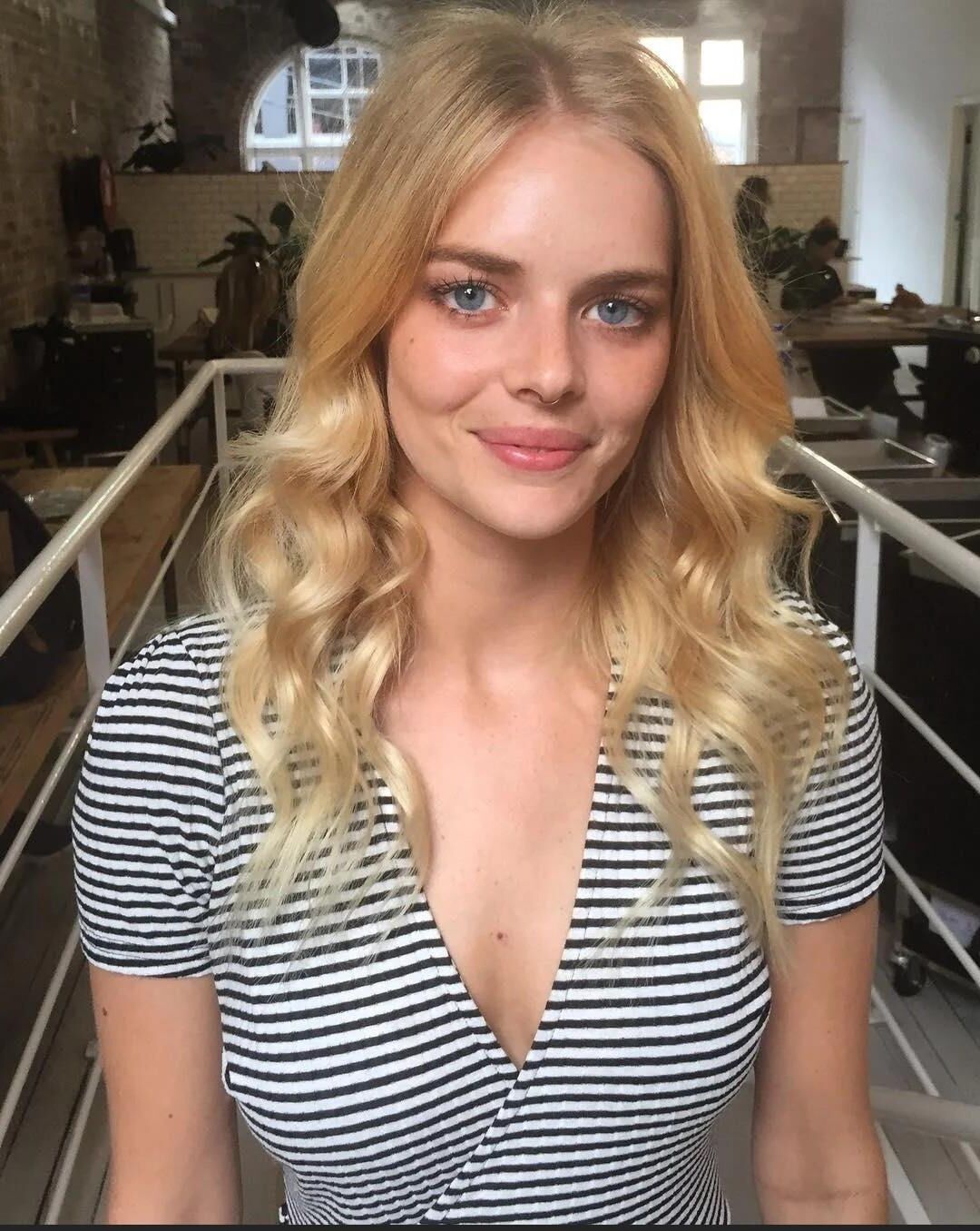 Samara Weaving Hottie