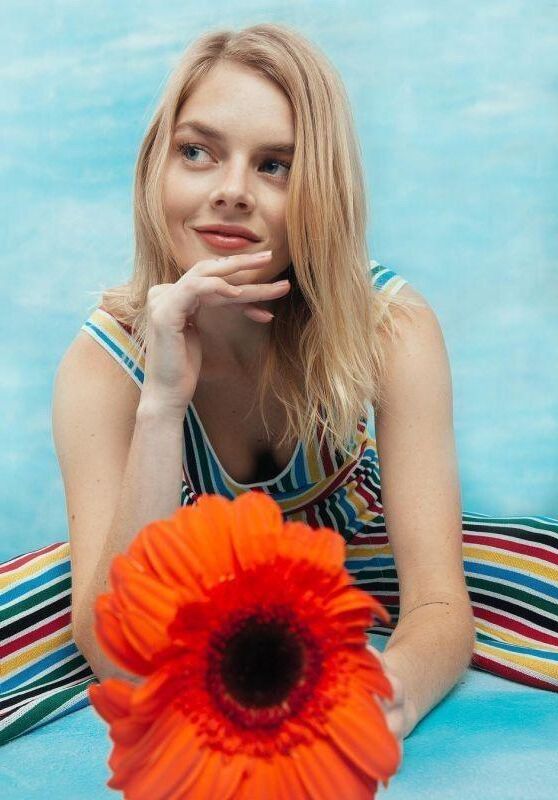 Samara Weaving Hottie