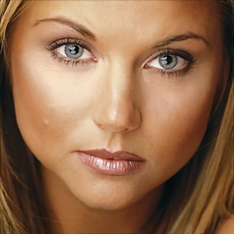 Tiffani Amber Thiessen Arousing Pics Only