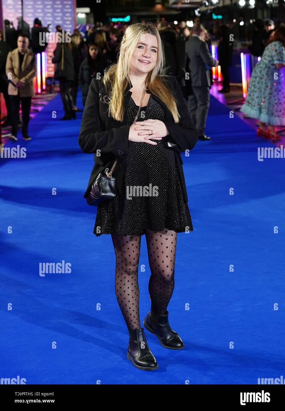 HARRIET KEMSLEY PUPET DE FUCK TÉPRISE