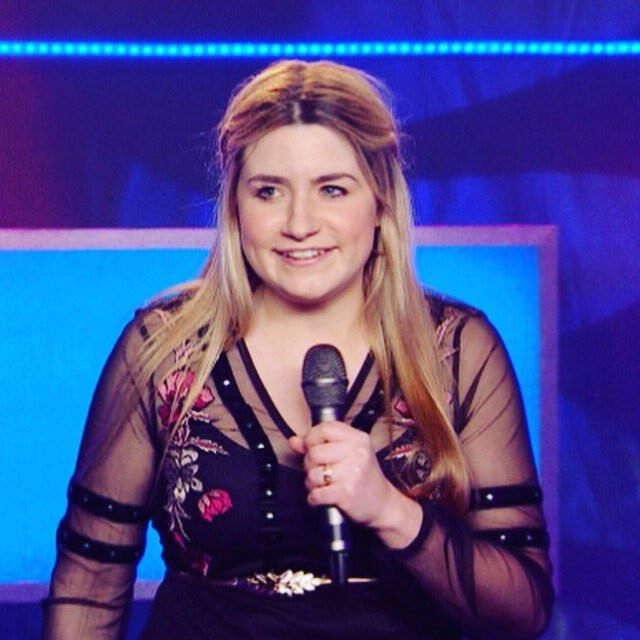 HARRIET KEMSLEY PUPET DE FUCK TÉPRISE