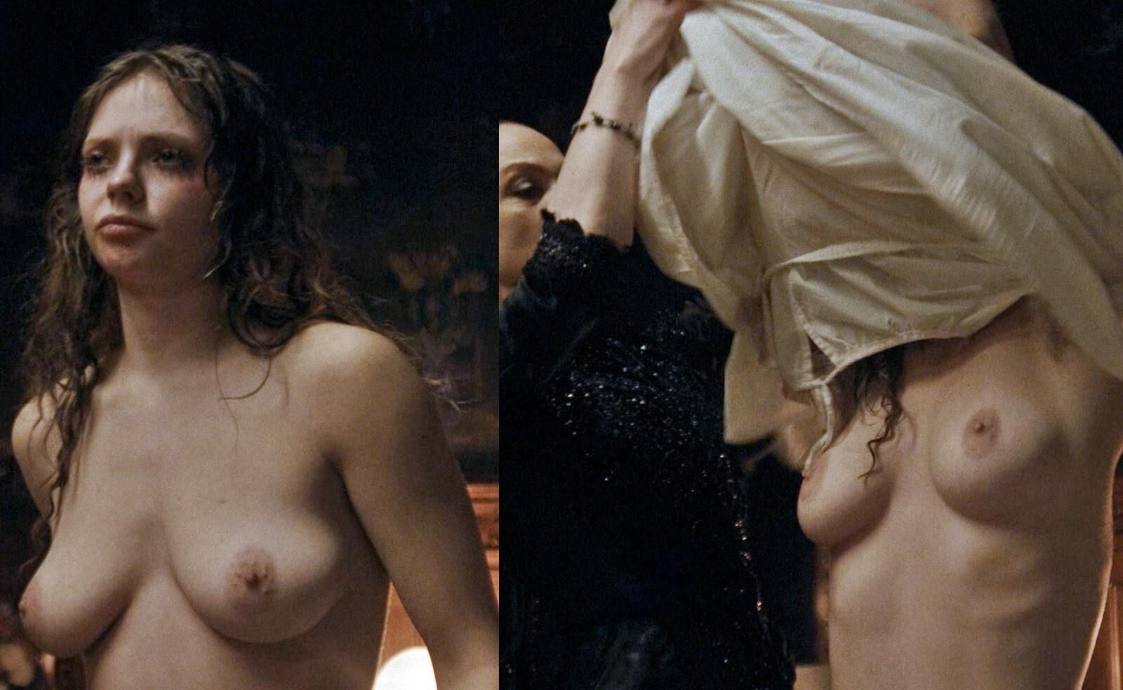 Celebrity Breasts 