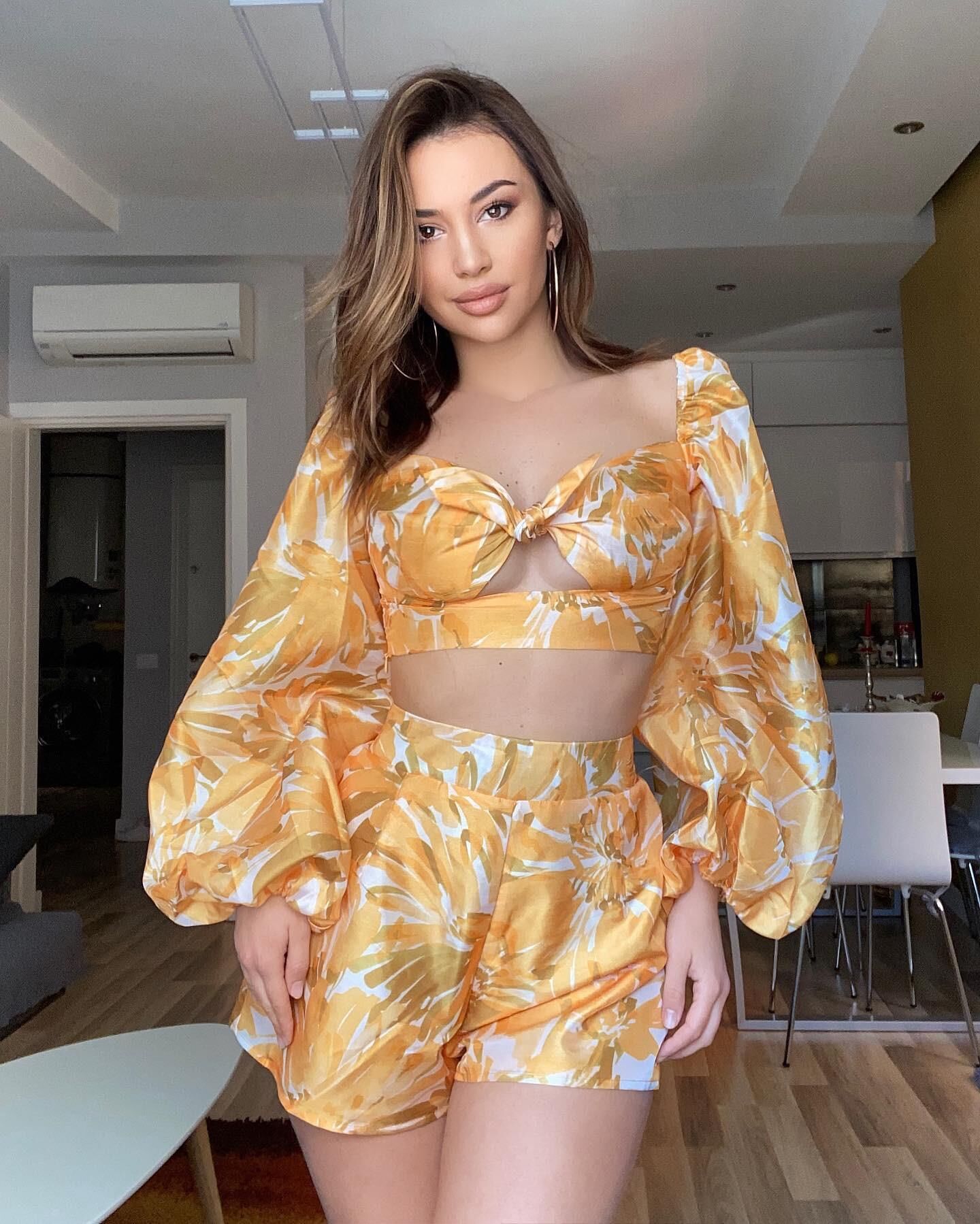Kiara Tito albanian tv host!!!
