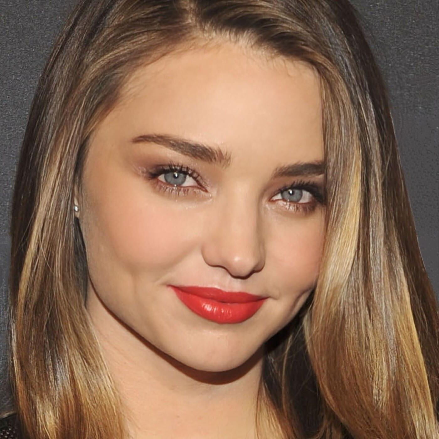 Miranda Kerr Sousing Fotics solo