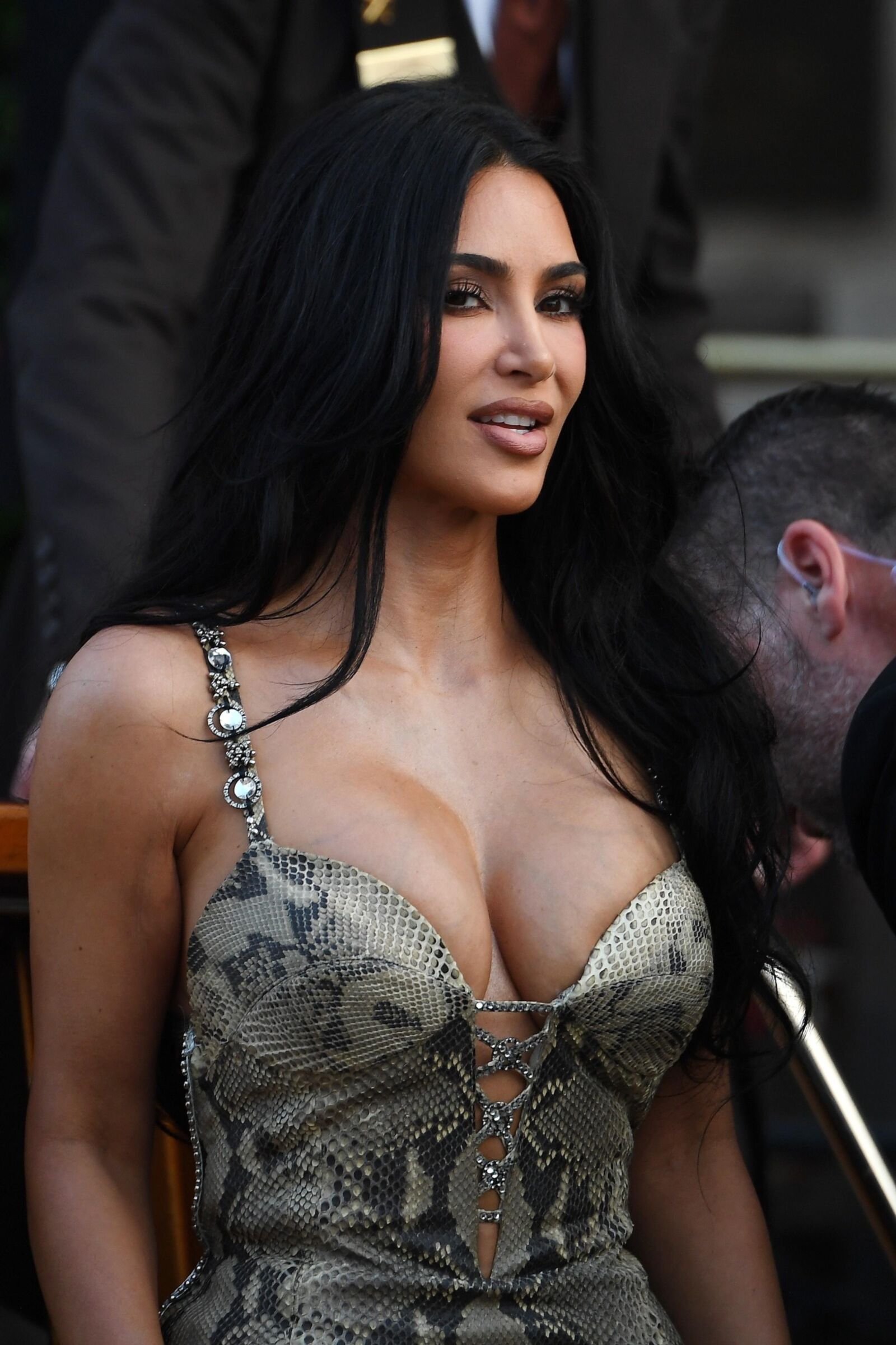 KIM KARDASHIAN Arrives at Jeff Bezos Wedding