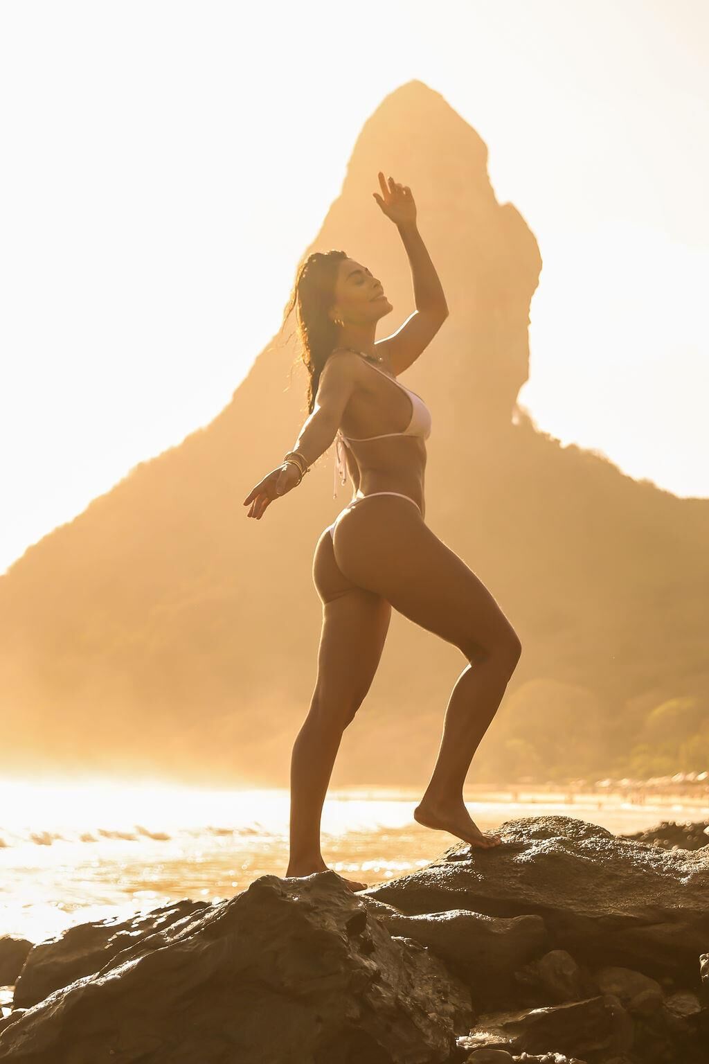 Juliana Paes Neuronha