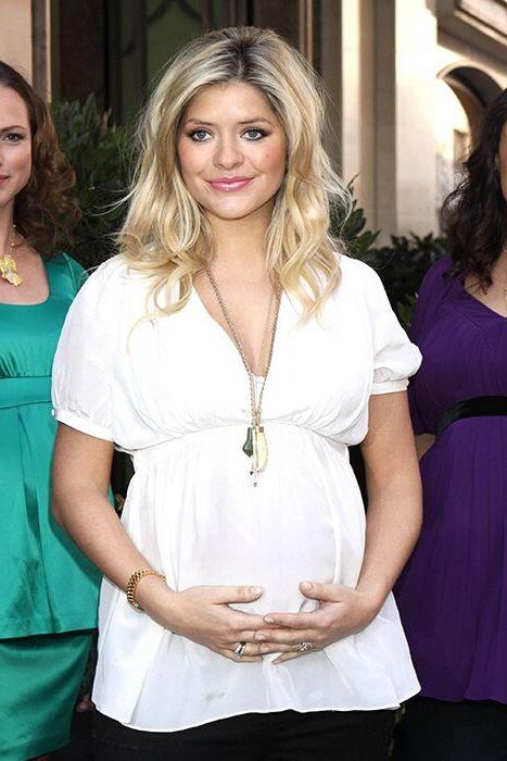 Sexy enceinte britannique anglais Holly Willoughby Rachel Riley