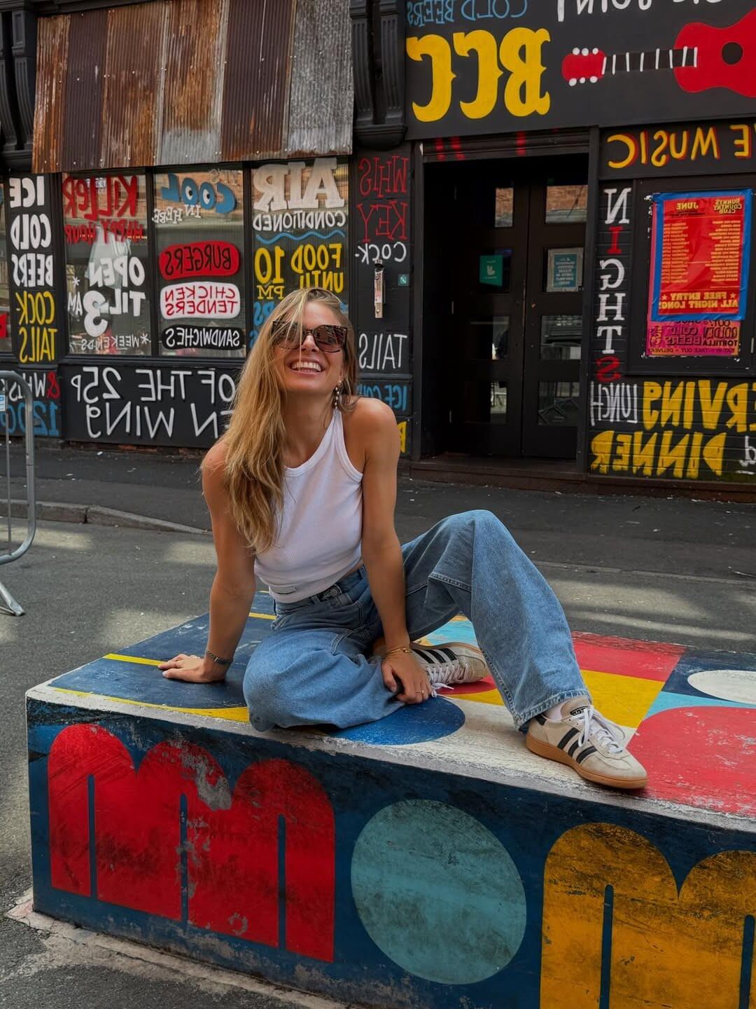 Lola Weippert braless ohne BH