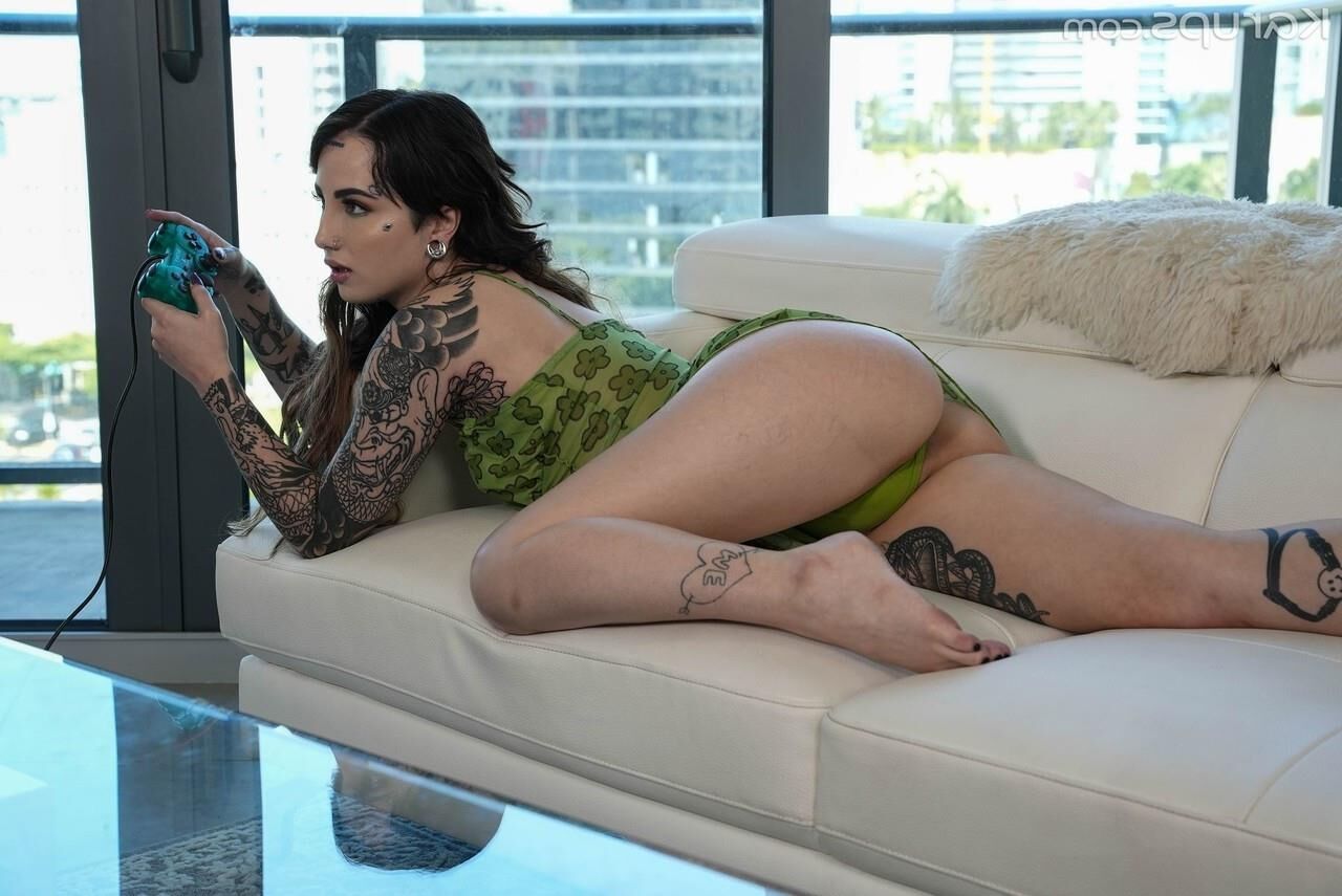 Val Steele