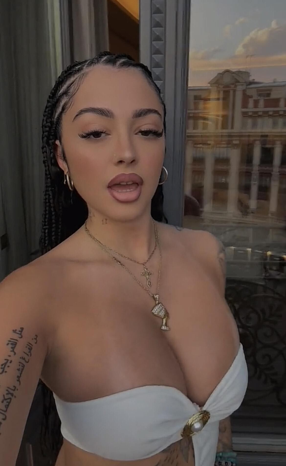 Malu Trevejo 