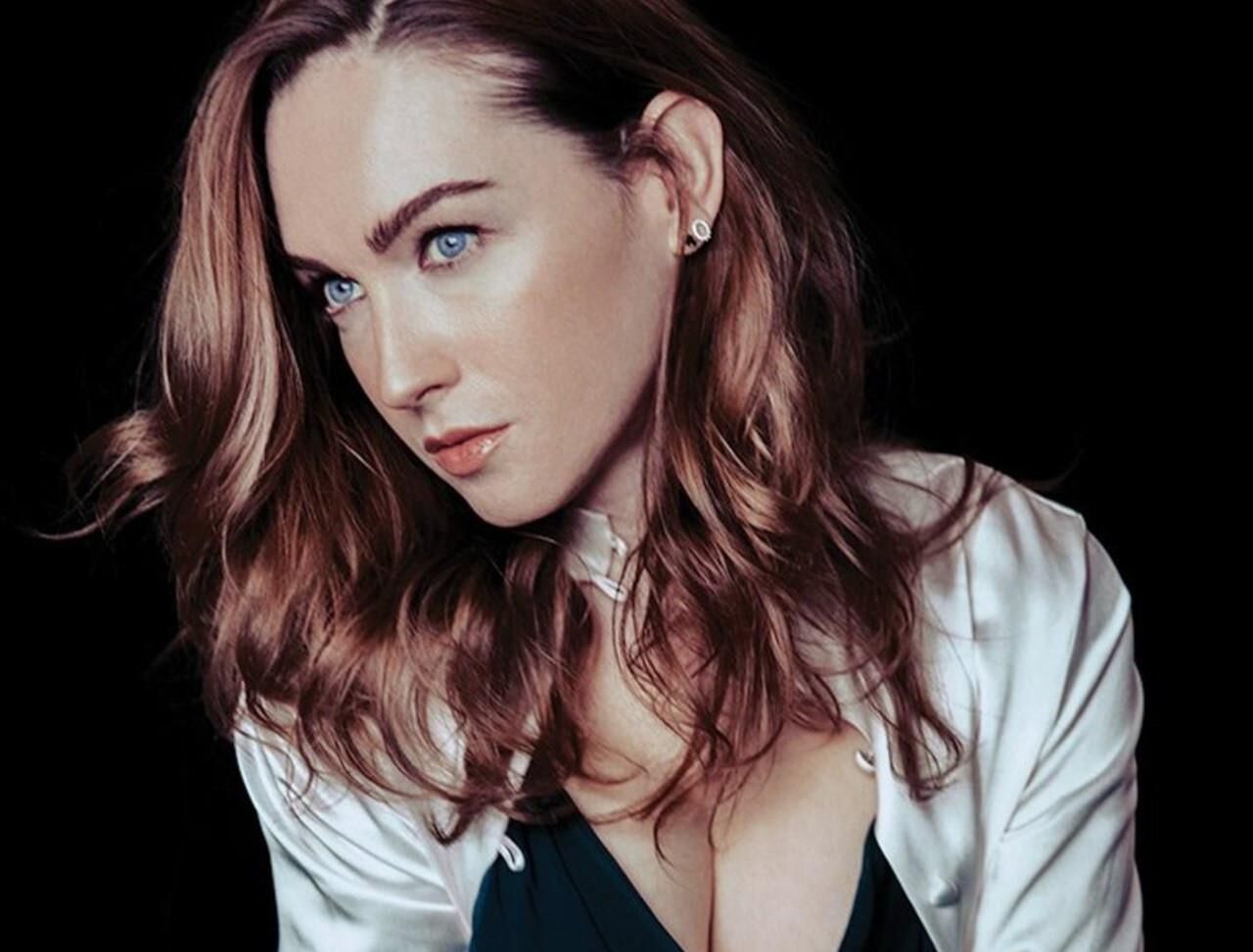 Jamie Clayton 