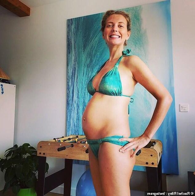 Sexy enceinte britannique anglais Holly Willoughby Rachel Riley