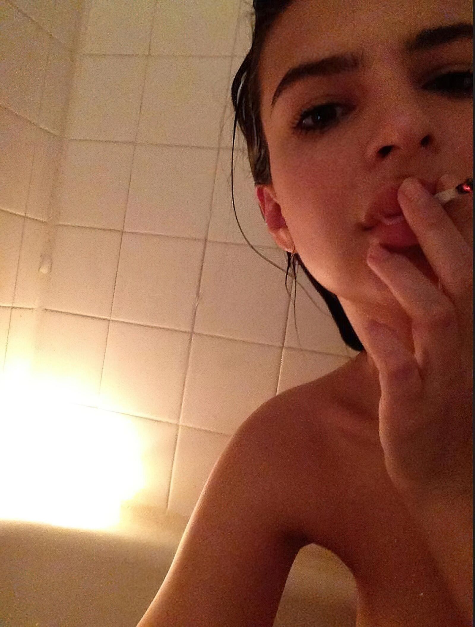 Emily Ratajkowski beauté incroyable!