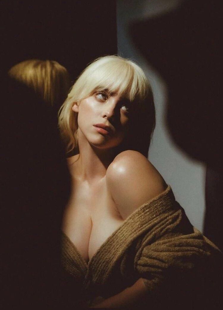 Billie Eilish So sexy 