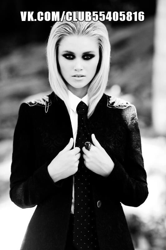Virginia Gardner obsession 