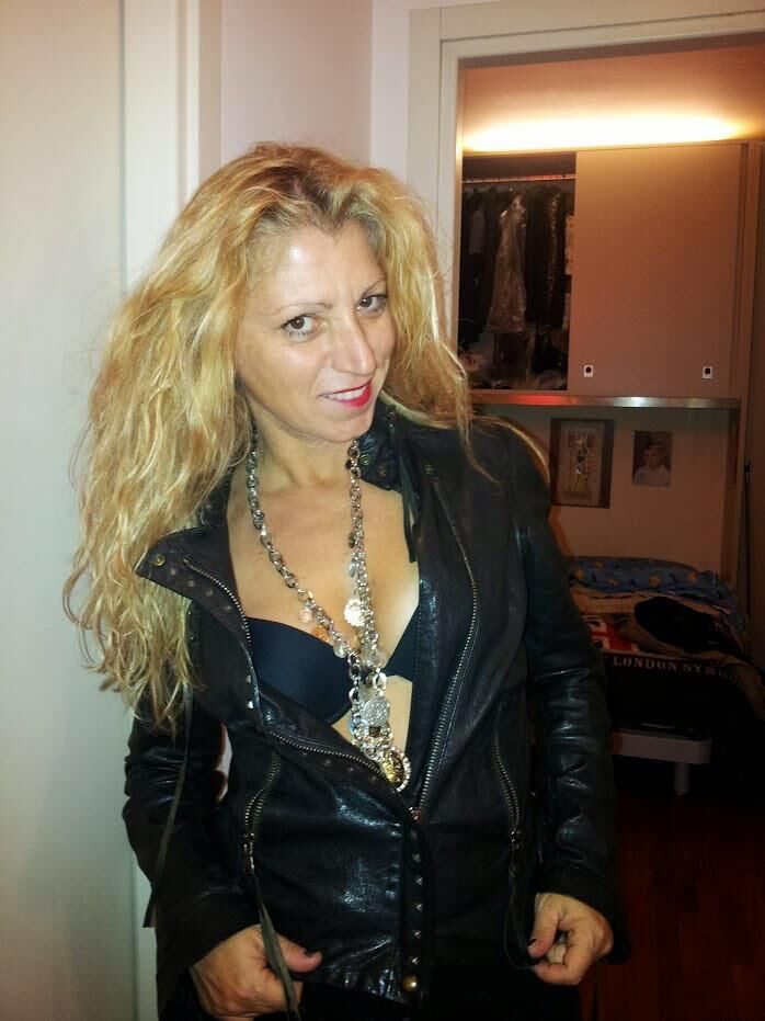 Cinzia Ama il Cazzo Nero
