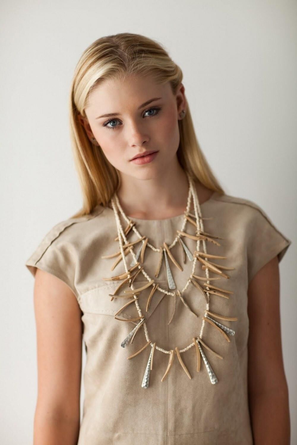 Virginia Gardner obsession 