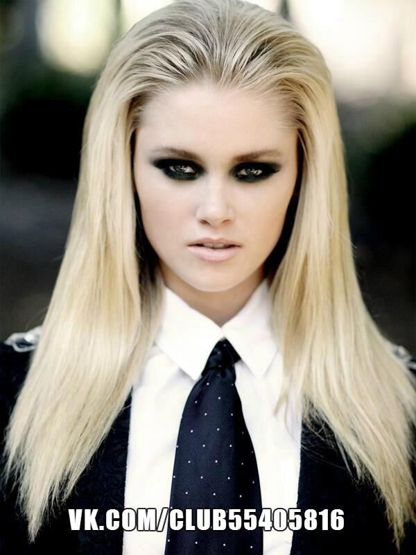 Virginia Gardner obsession 