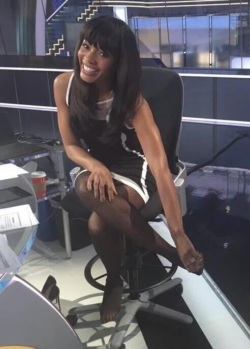 Cari Champ’s Sexy Legs And Feet