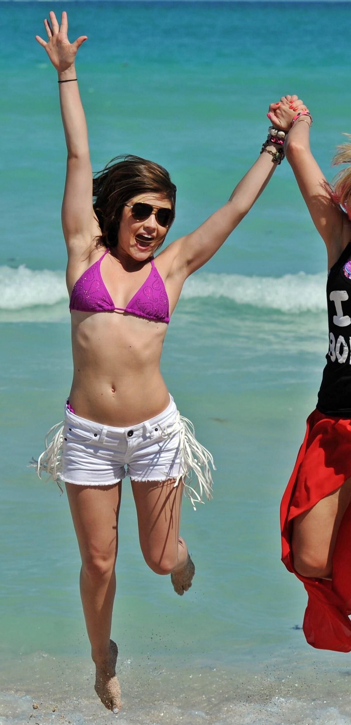 Celebrity Armpits 