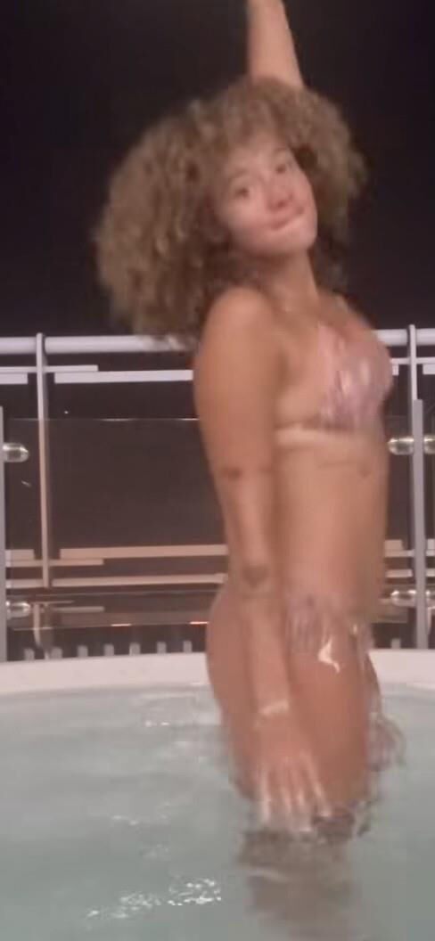 Talia Jackson 