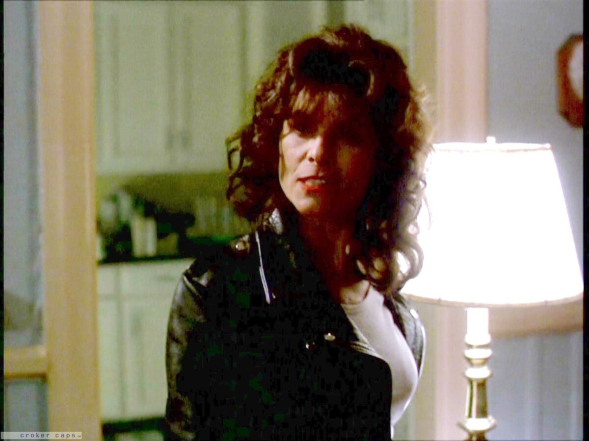 Titten Adrienne Barbeau