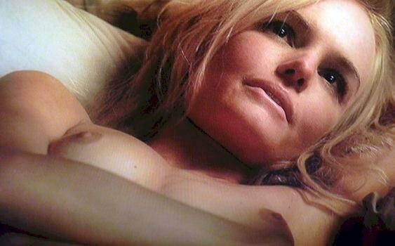 Celebrity Breasts 