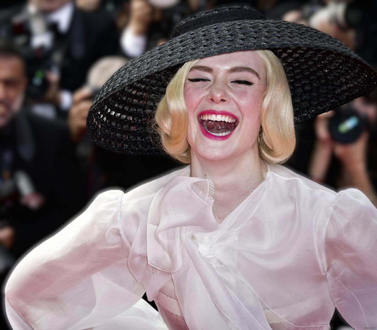 Stylischer Promi Teen Slut Elle Fanning, elegantes Sperma und Piss Hure