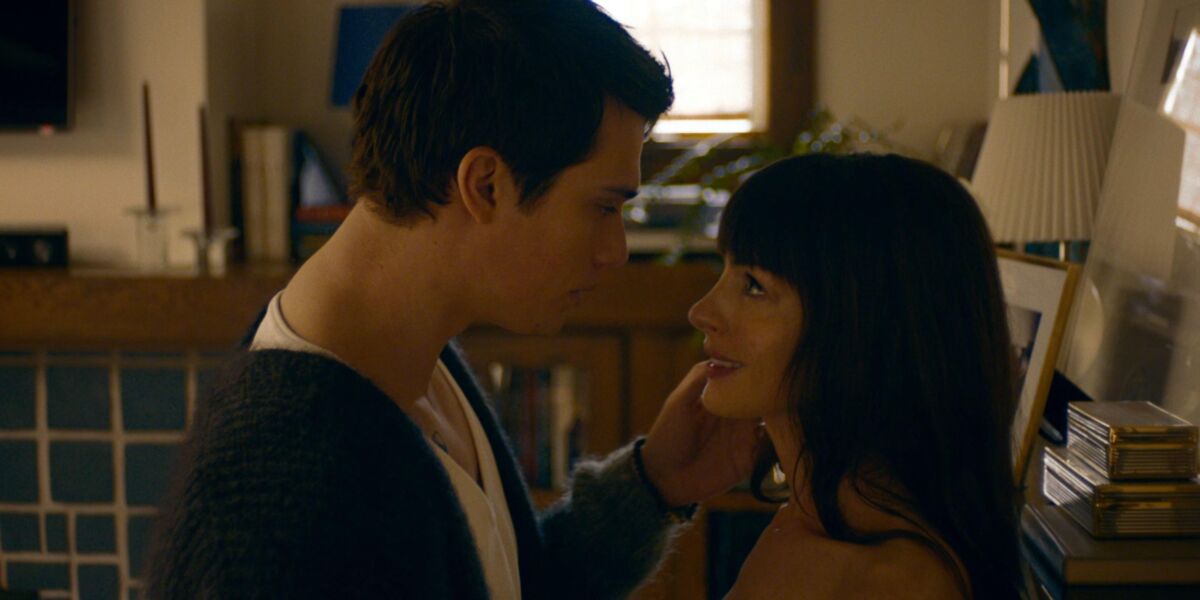 Anne Hathaway The Idea of You K