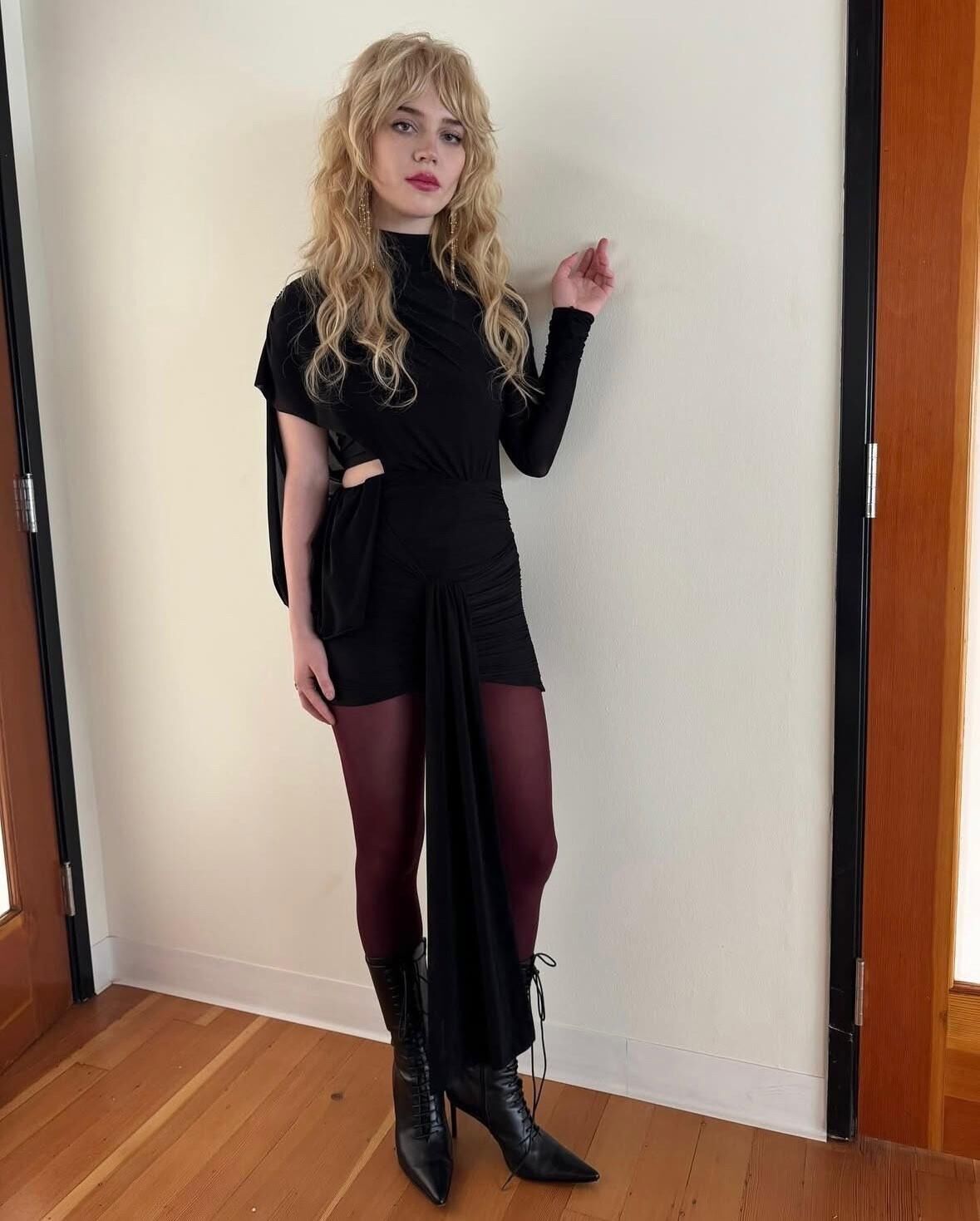 Sophie Thatcher ist heiß