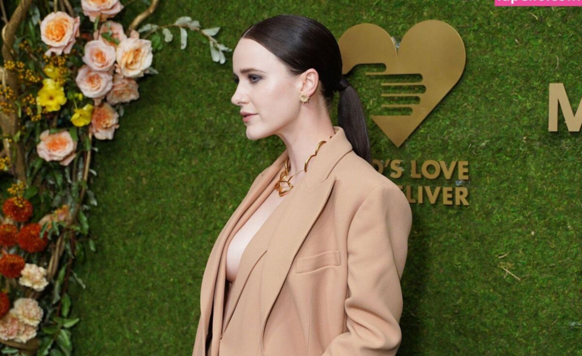 Rachel Brosnahan ist heiß