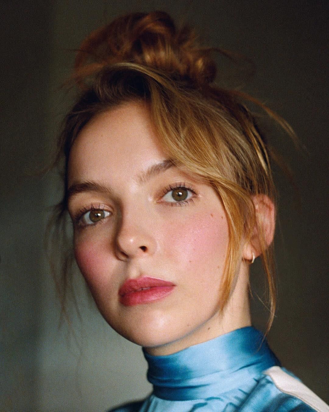 JODIE COMER