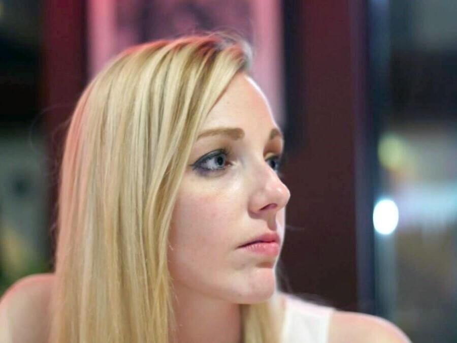 JODIE COMER