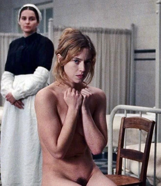 Celebs Hiding Tits 