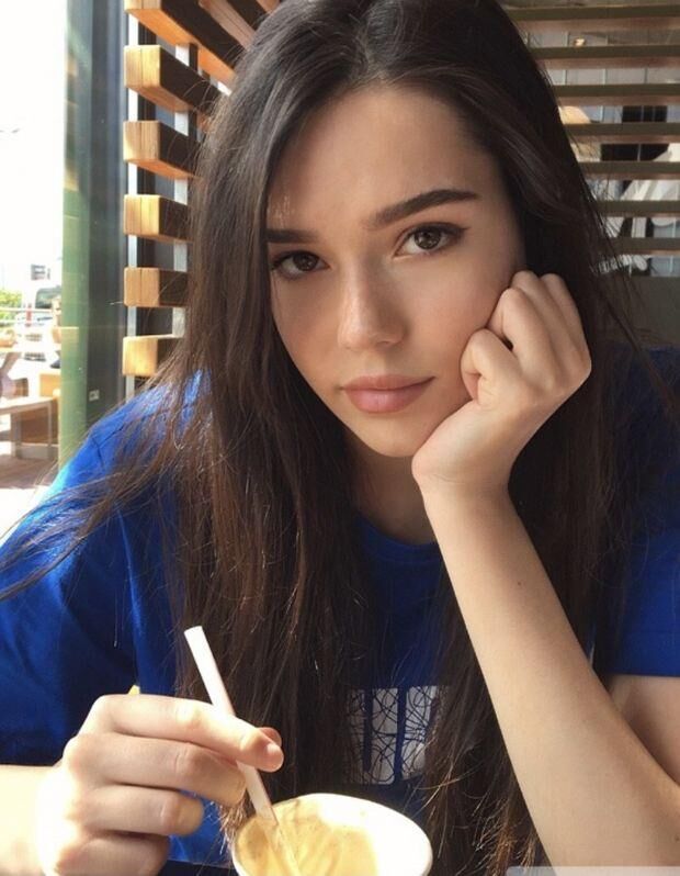 Faces for cum and pee 