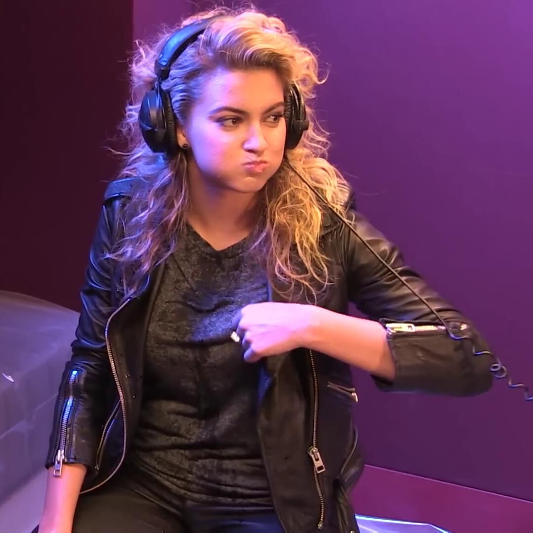 Tori Kelly In Leather & Wet!!!