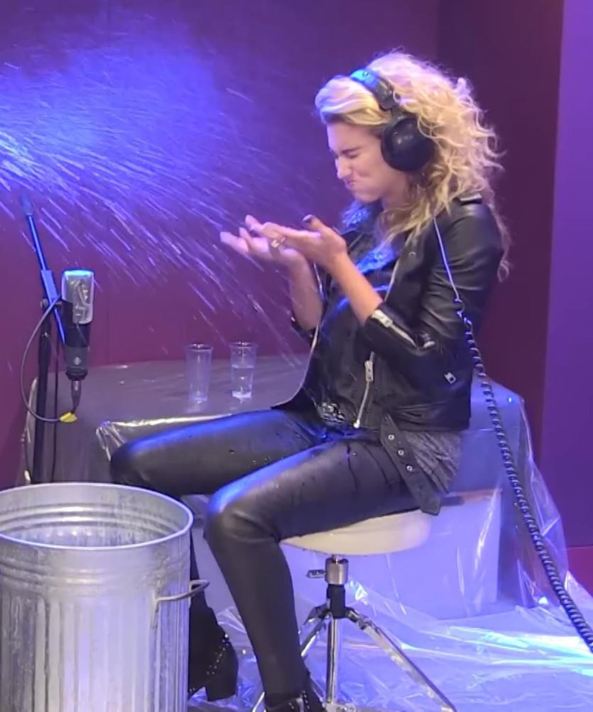 Tori Kelly In Leather & Wet!!!