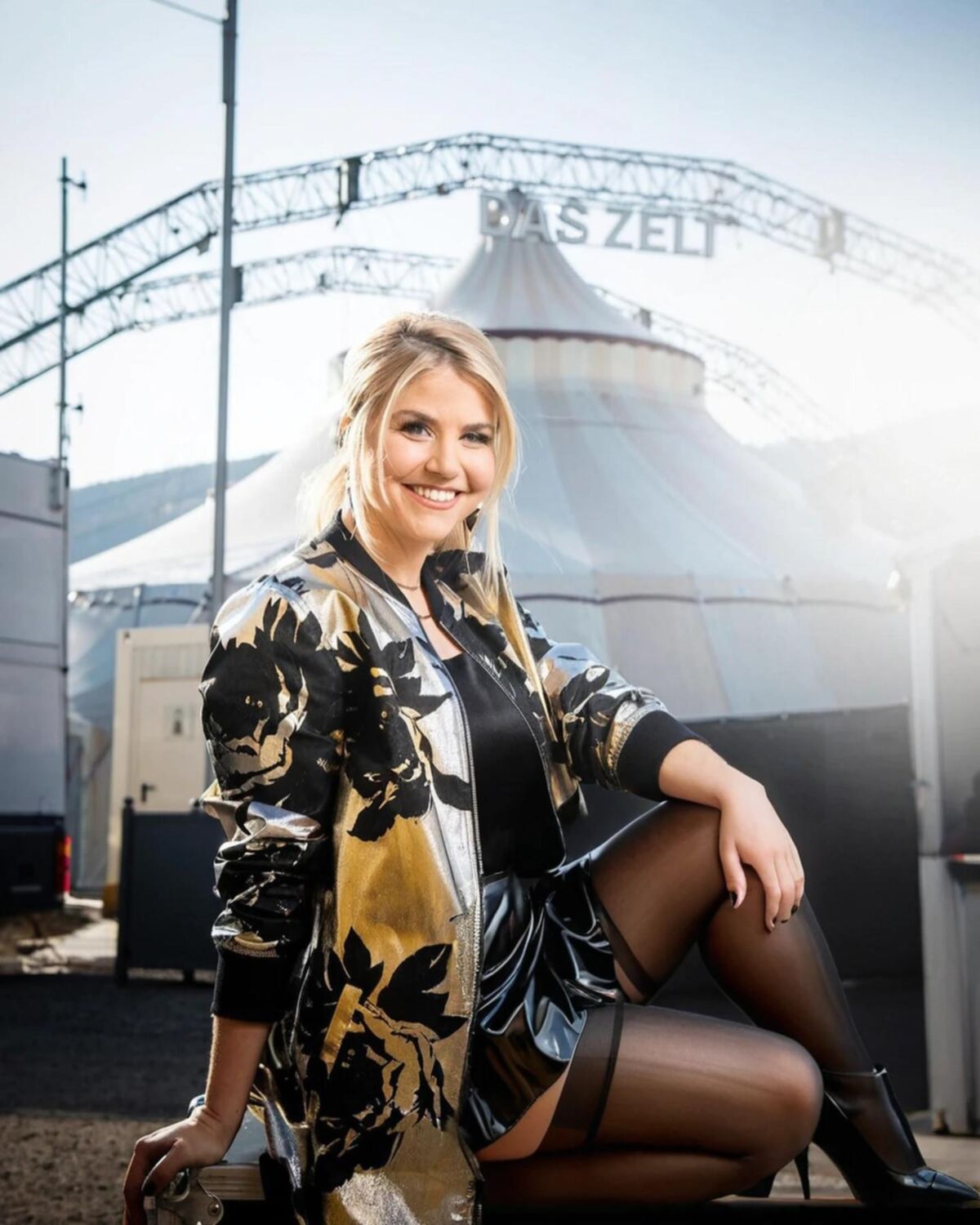 AI Beatrice Egli in Nylons 