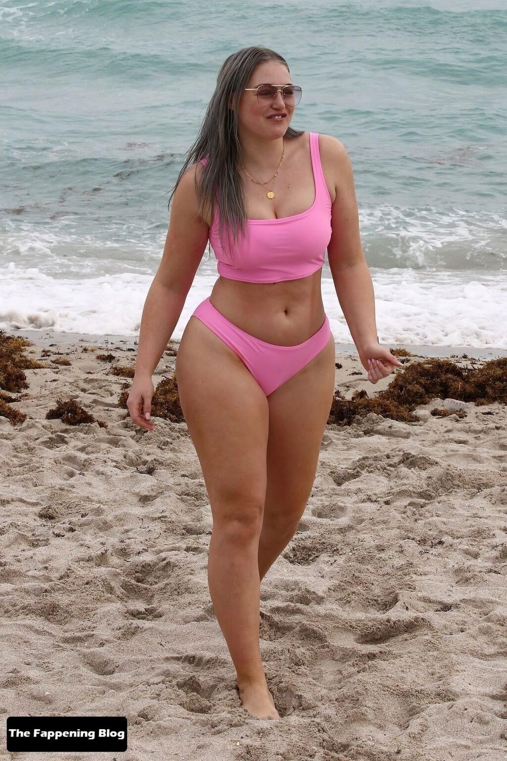 Iskra Lawrence