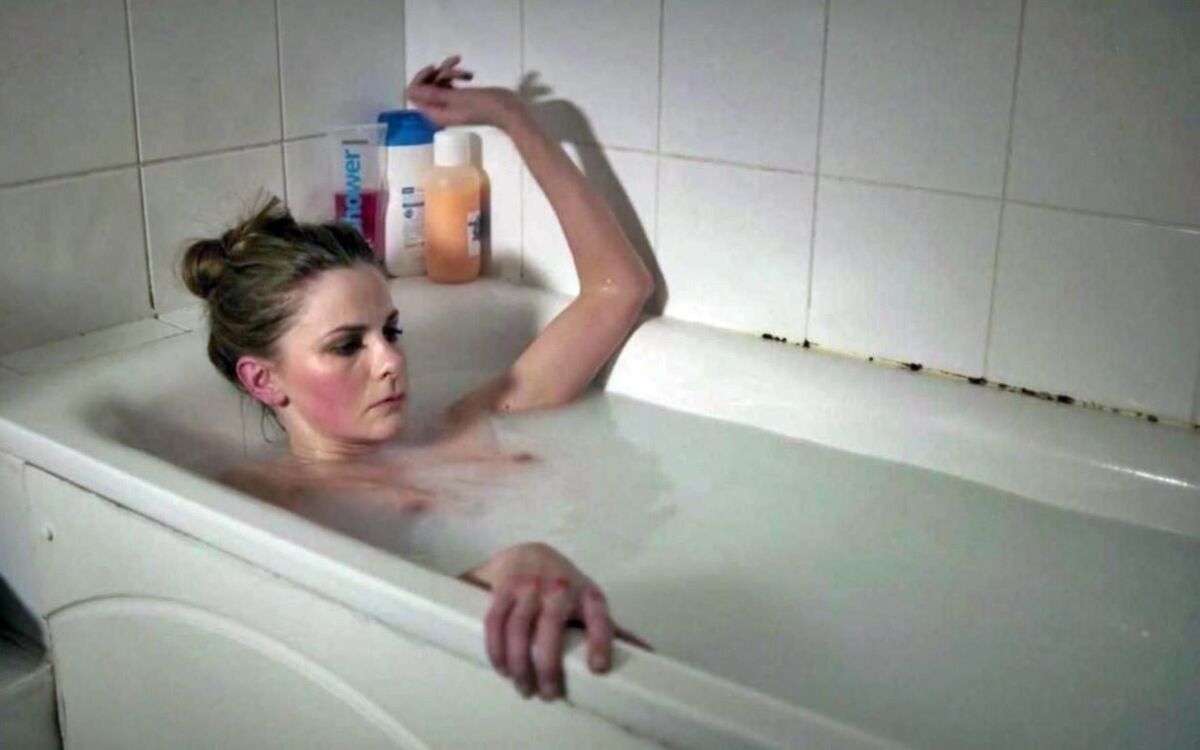 Celebs Hiding Tits 