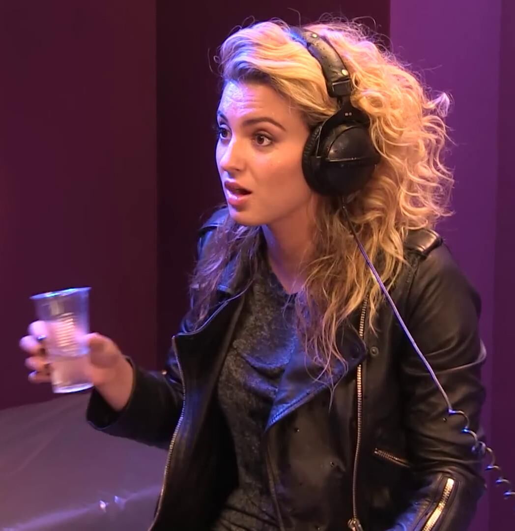 Tori Kelly In Leather & Wet!!!