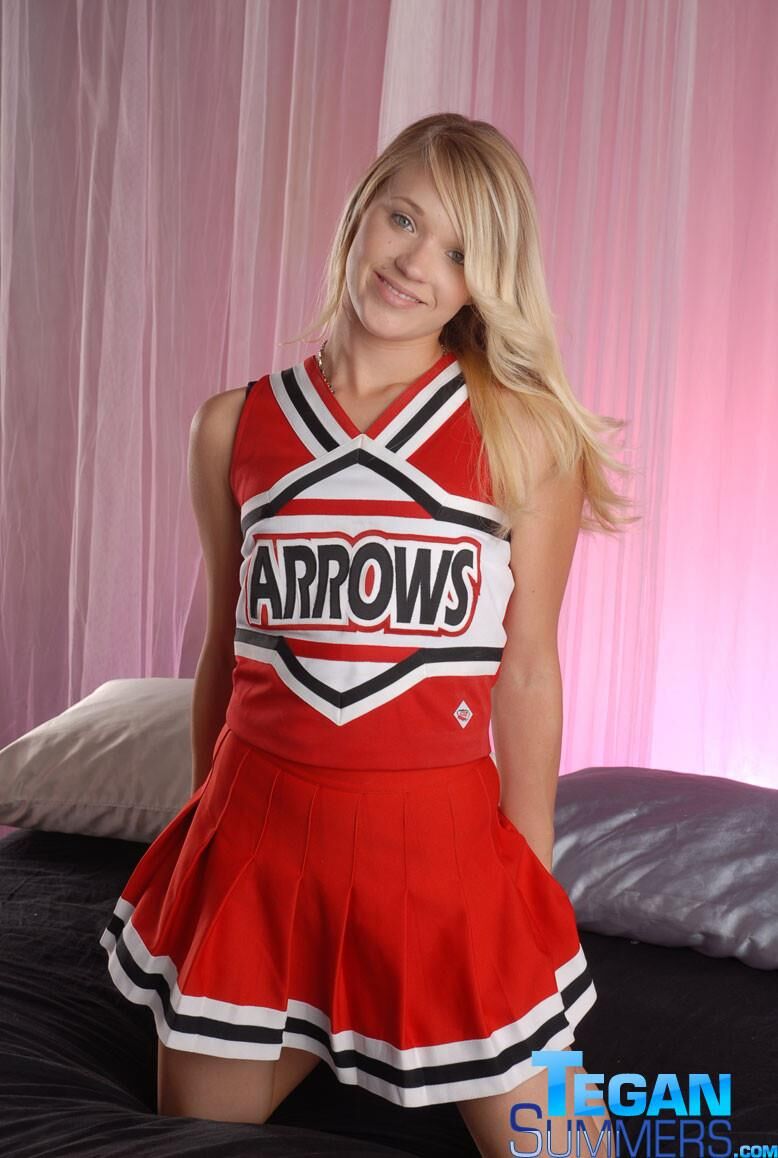Tegan Summers 