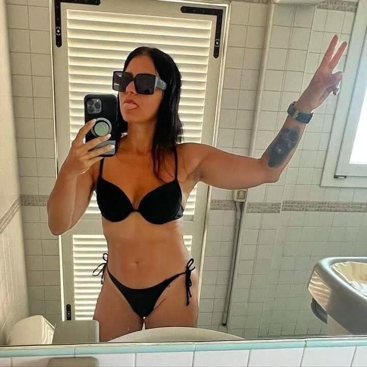 Celebrity Bikini 